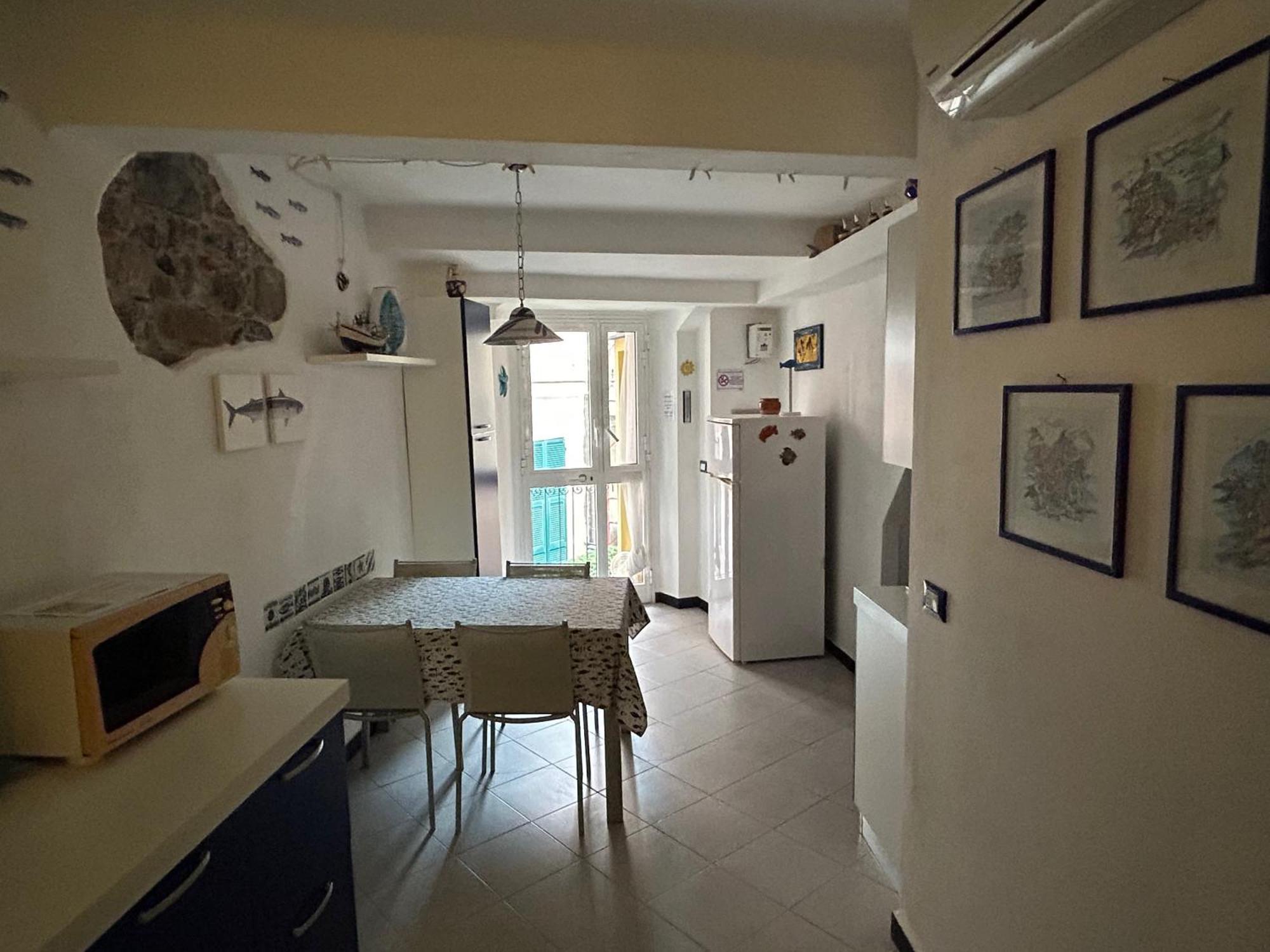 Pippo Cosy Studio Flat With Ac Monterosso al Mare Eksteriør bilde
